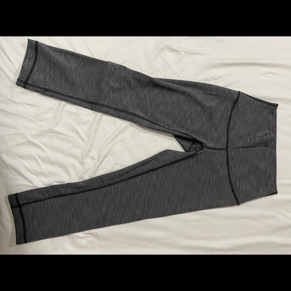 Lululemon Wunder Under - crop - Picture 2 of 5